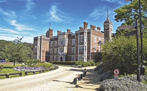 jacobean architecture characteristics